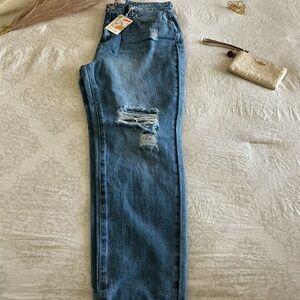 Women’s Distressed Blue Jeans